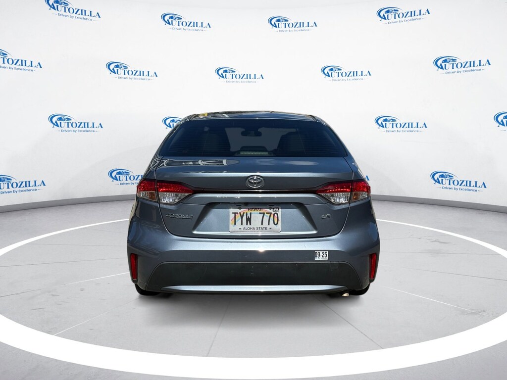 Used 2020 Toyota Corolla LE Sedan