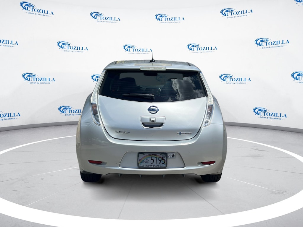 Used 2013 Nissan LEAF SL Hatchback