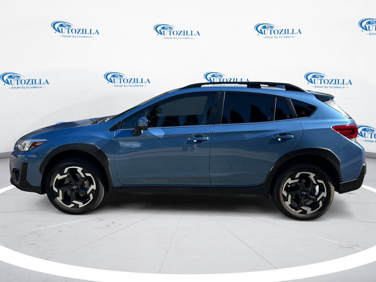 2022 Subaru Crosstrek Limited photo 2