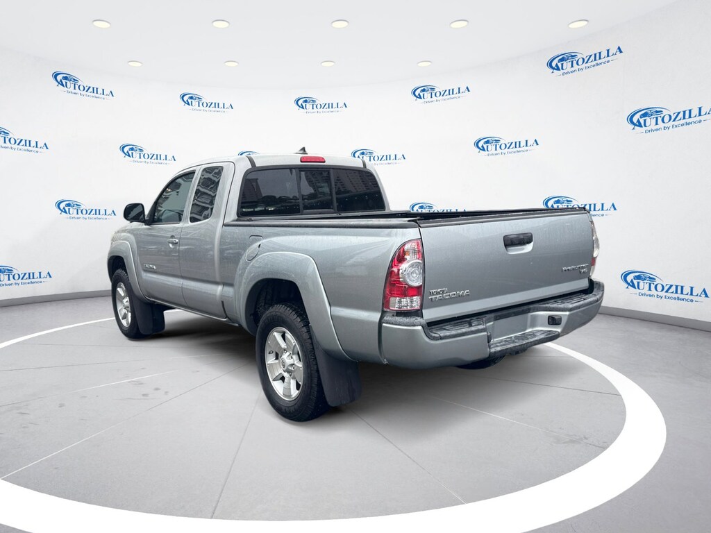 Used 2015 Toyota Tacoma PreRunner V6 Truck Access Cab