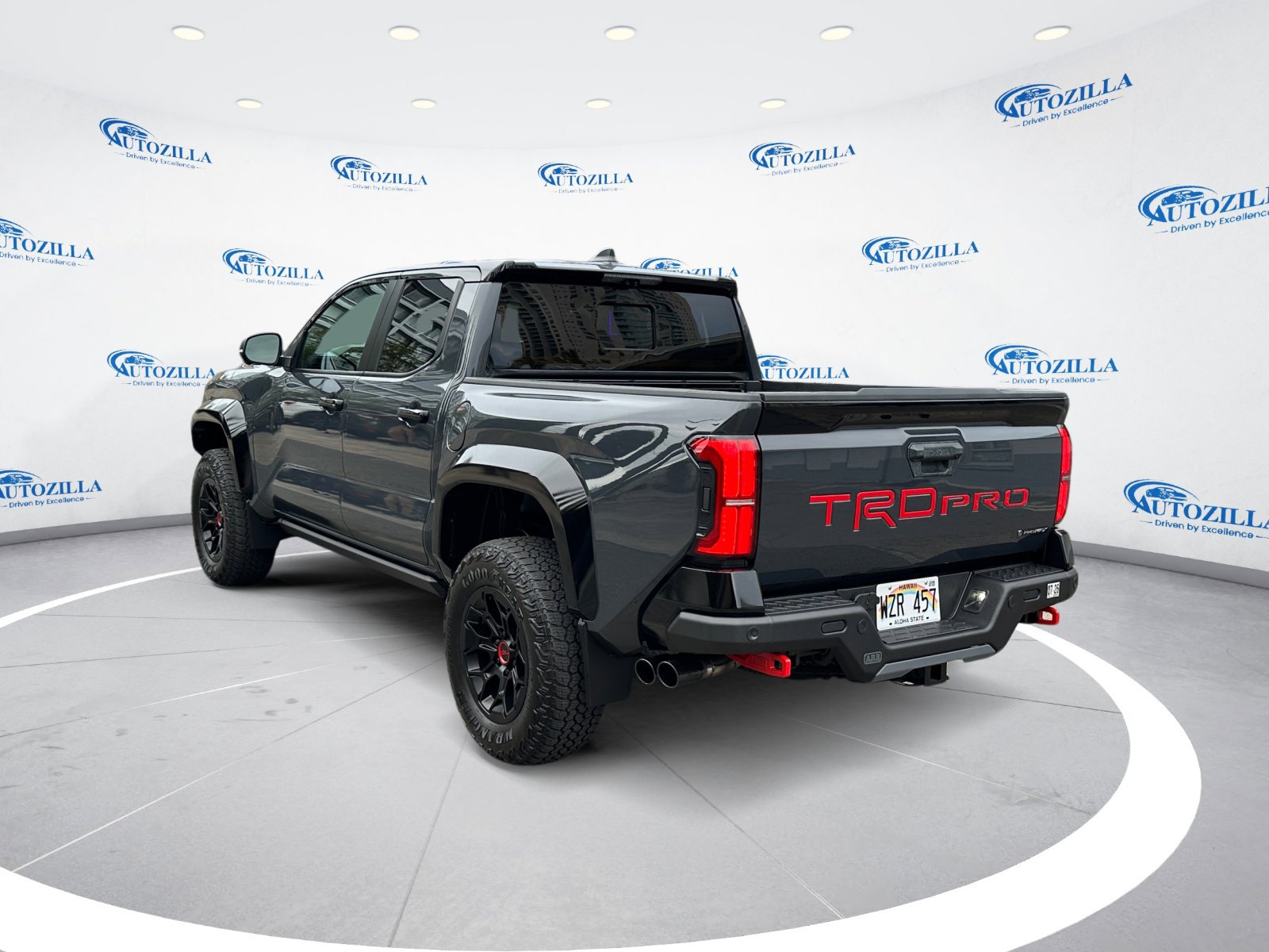 2024 Toyota Tacoma photo 3