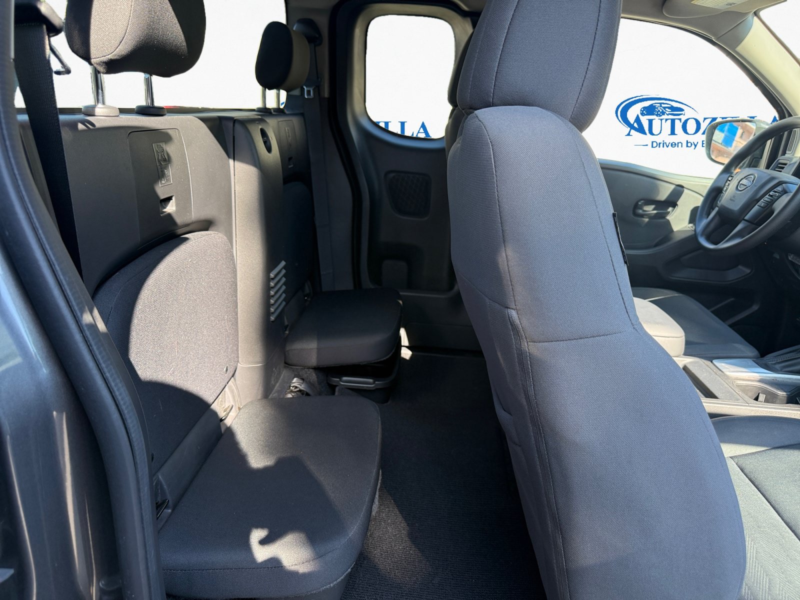 2024 Nissan Frontier S - Photo 12