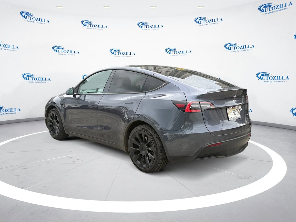Used 2021 Tesla Model Y Long Range SUV