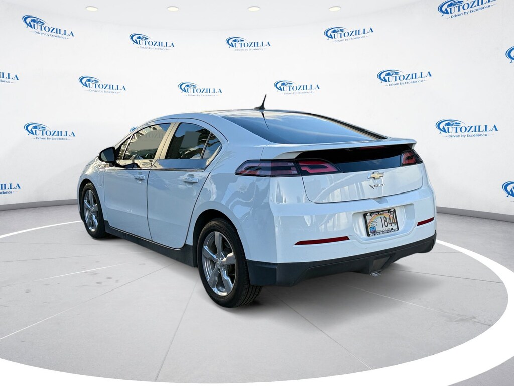 Used 2013 Chevrolet Volt Base Hatchback