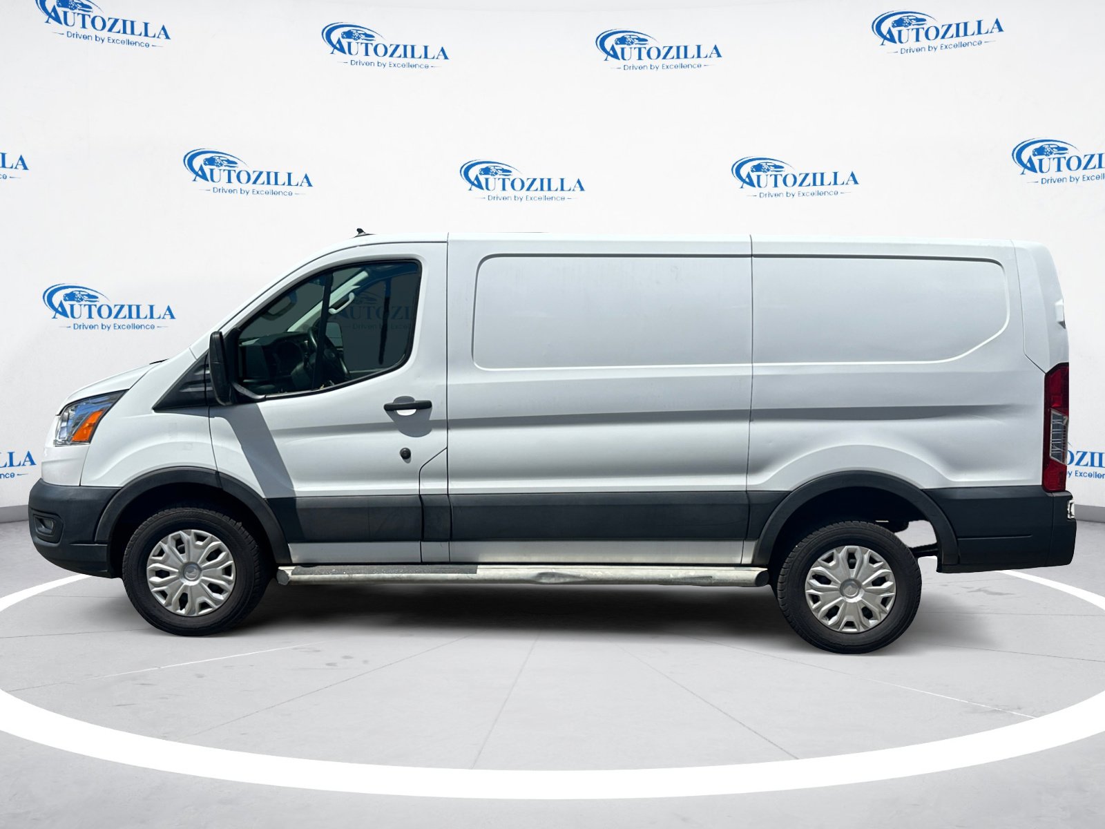 2021 Ford Transit photo 2