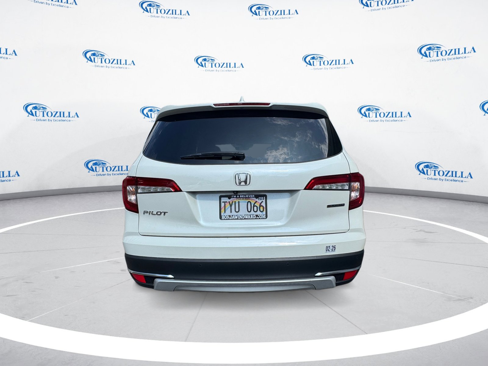2019 Honda Pilot Touring photo 3