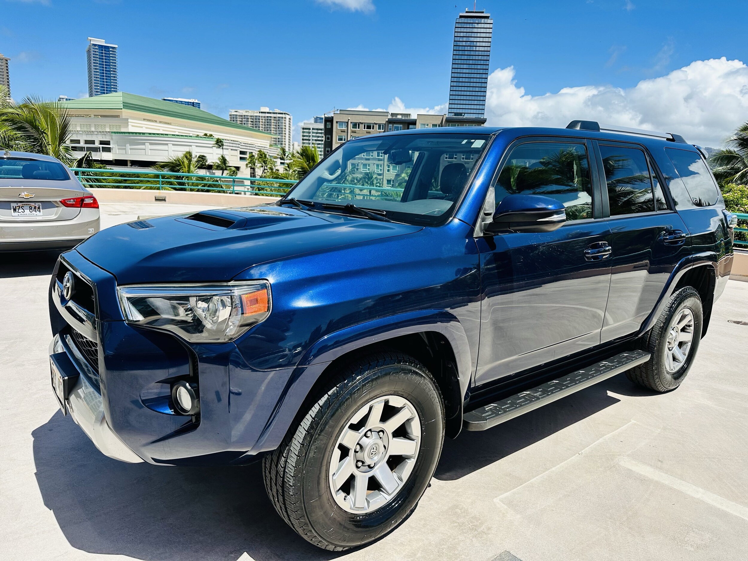 2016 Toyota 4Runner SR5 Premium photo 3