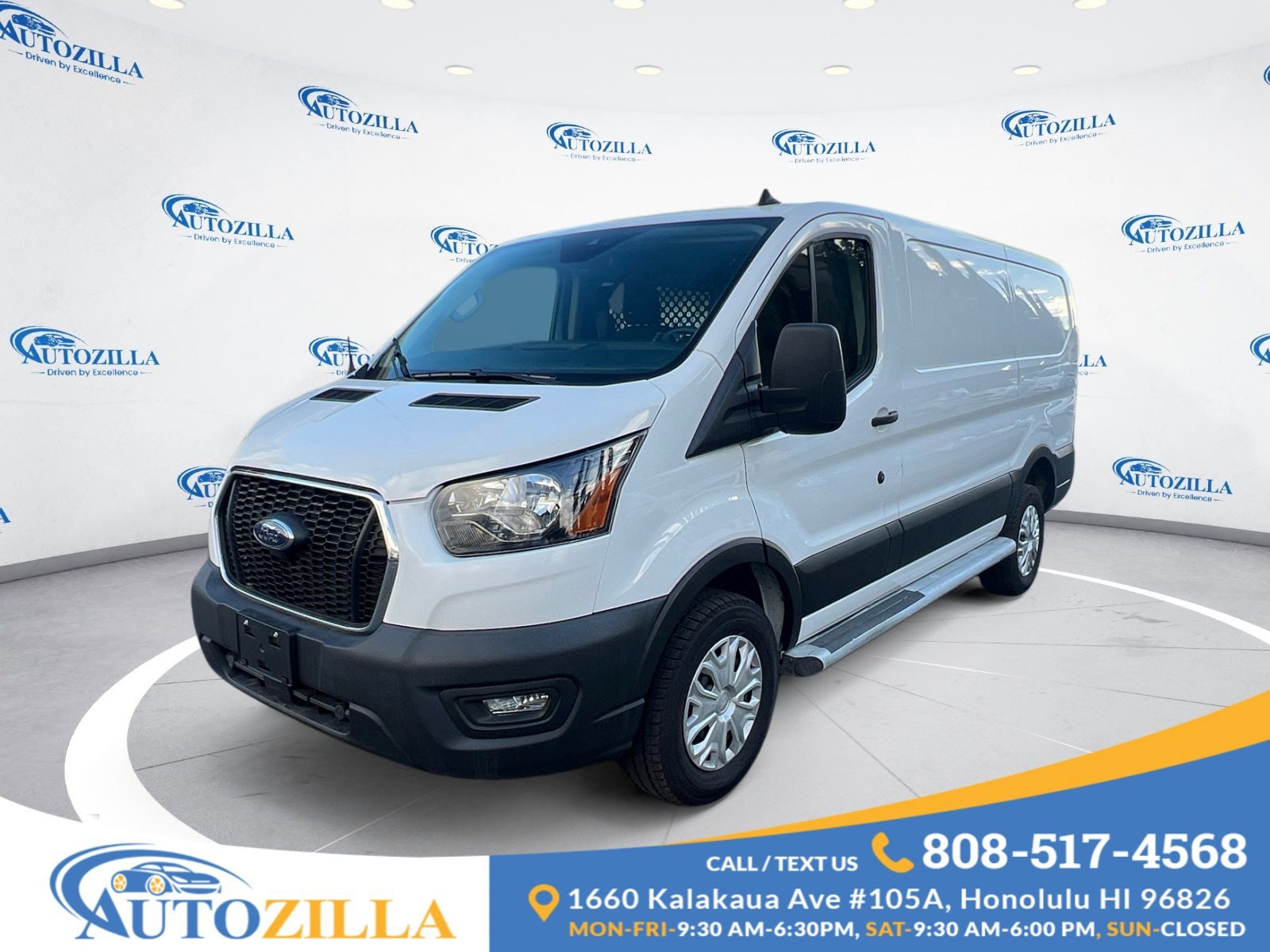 2023 Ford Transit Van Base's photo