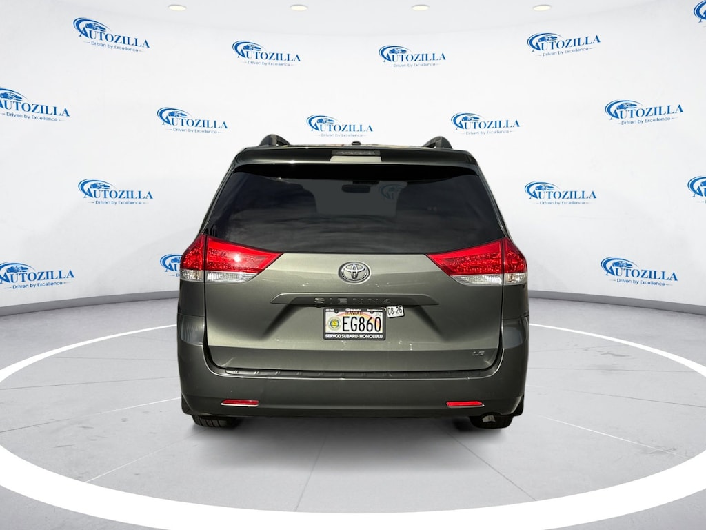 Used 2012 Toyota Sienna Van
