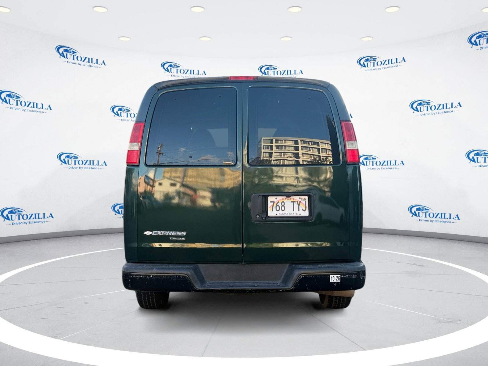 2014 Chevrolet Express 1500 LS Passenger Van photo 3