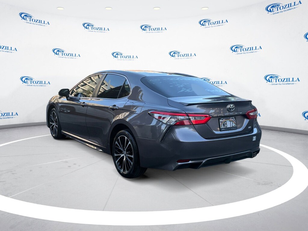 Used 2019 Toyota Camry Sedan