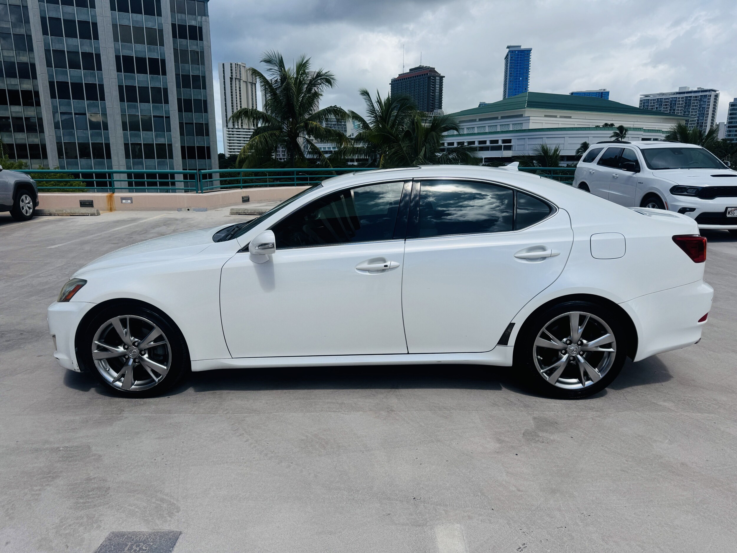 2010 Lexus IS 250 photo 4