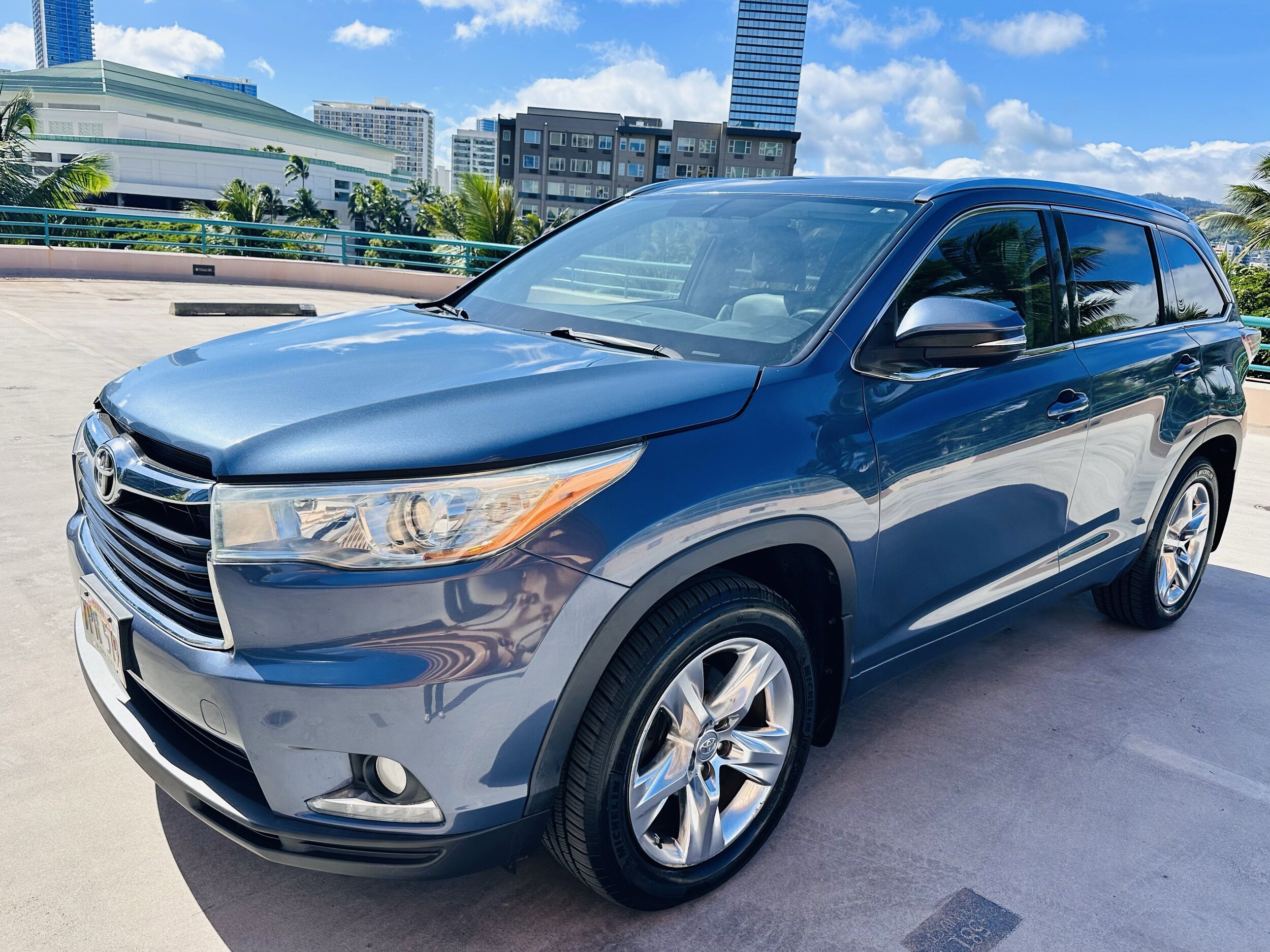2015 Toyota Highlander Base Hybrid photo 3
