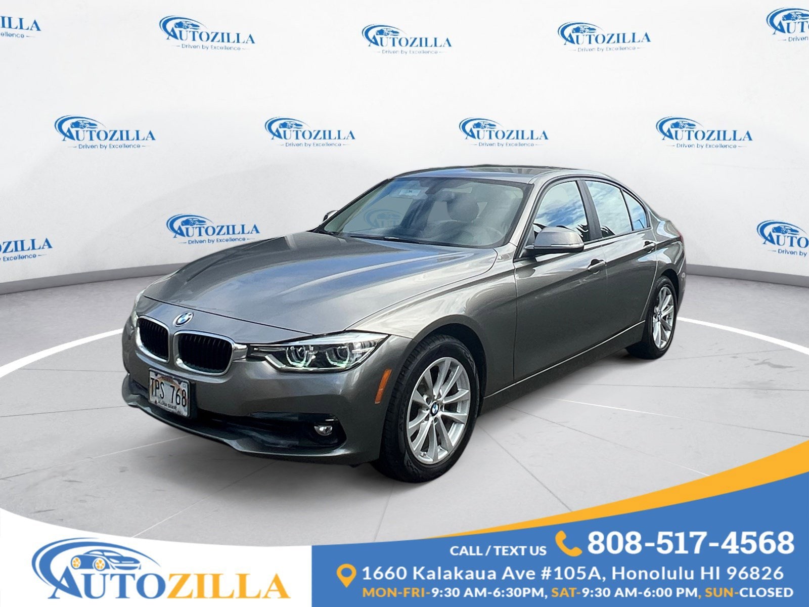 2018 BMW 3 Series 320i Sedan's photo