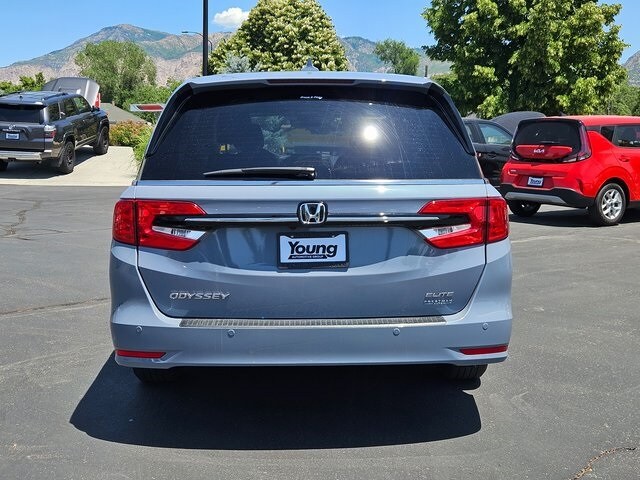 2023 Honda Odyssey Elite photo 4