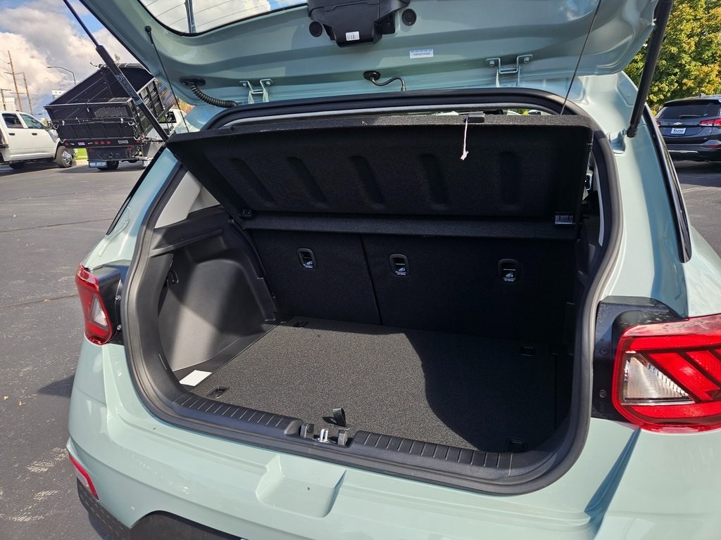 2026 Hyundai Venue SEL photo 11