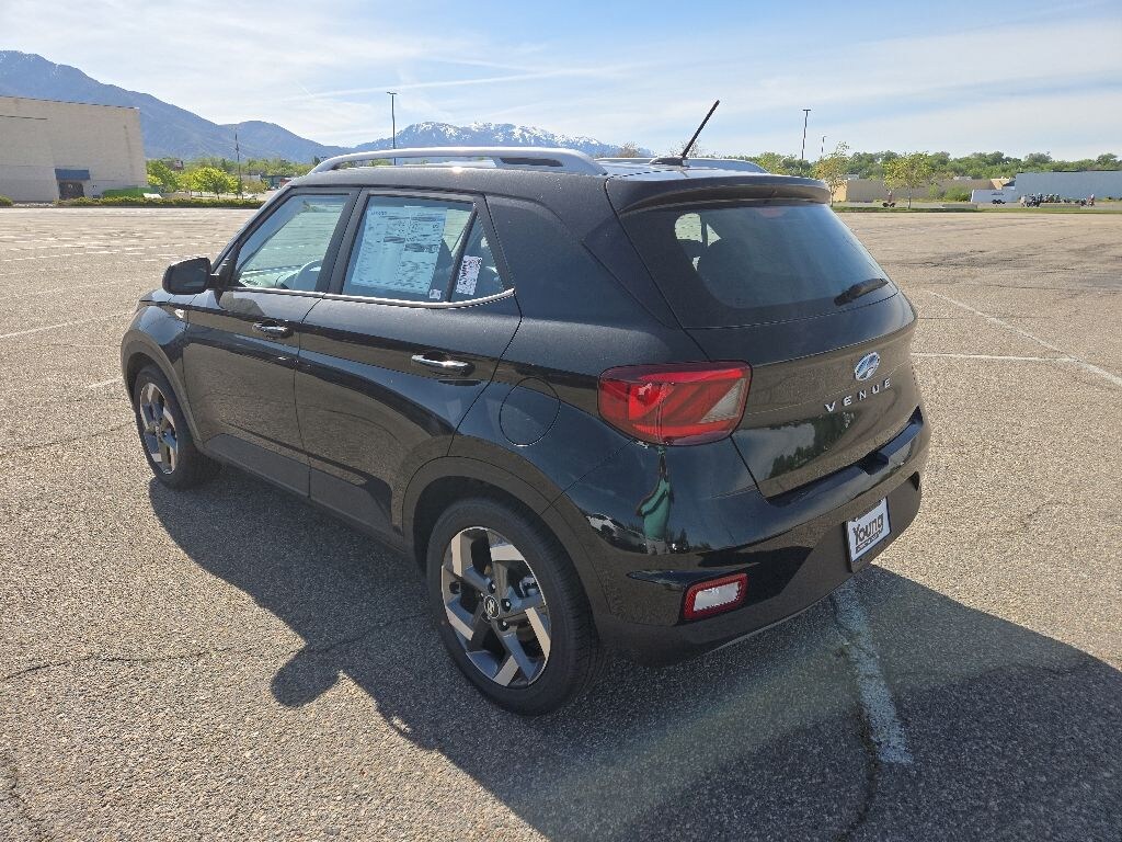 Used 2026 Hyundai Venue SEL SUV