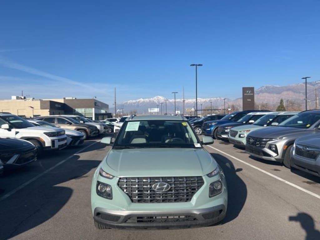 Used 2026 Hyundai Venue SEL SUV