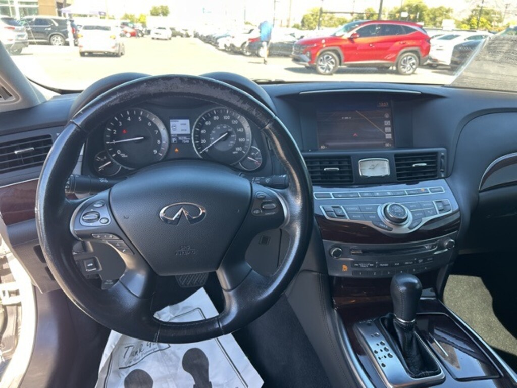Used 2015 INFINITI Q70L 3.7 Sedan