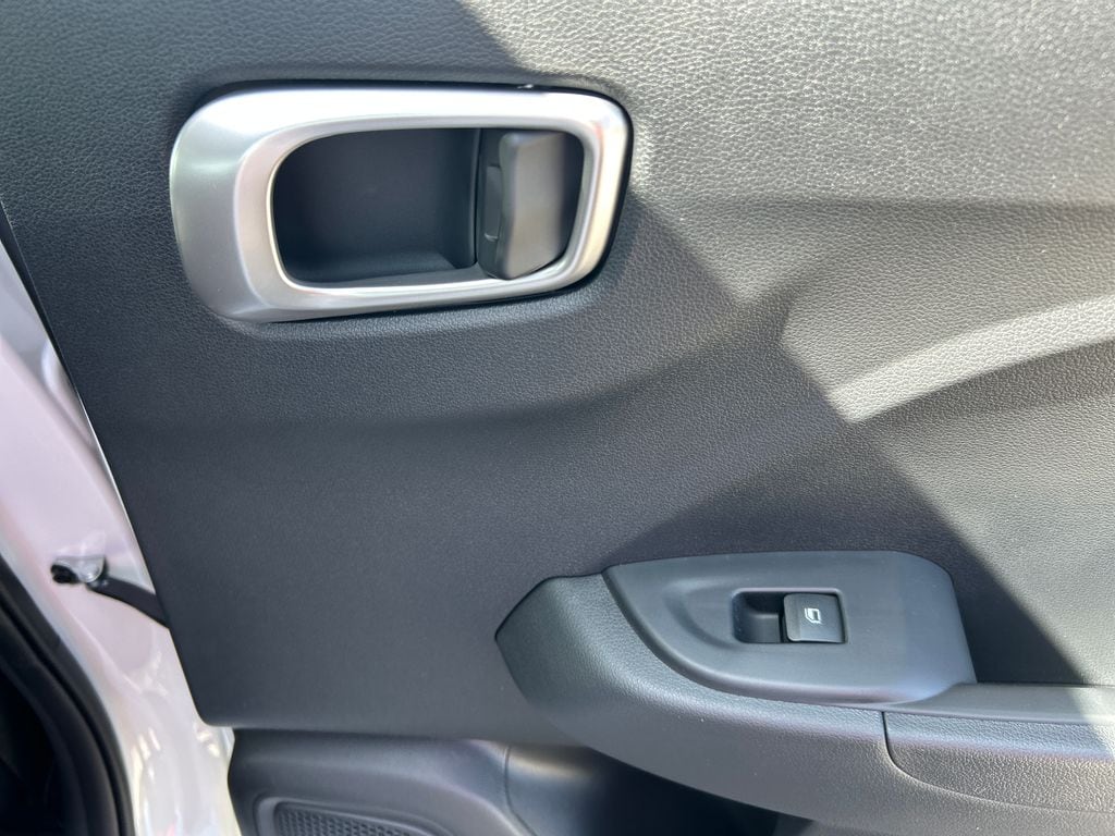 2026 Hyundai Venue SE - Photo 26