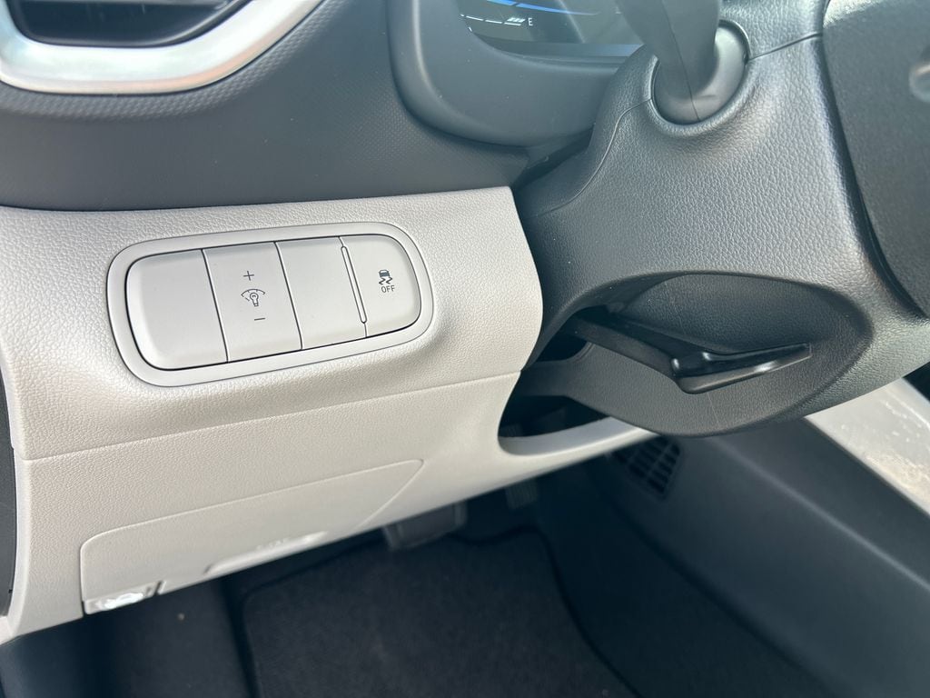 2026 Hyundai Venue SEL - Photo 15