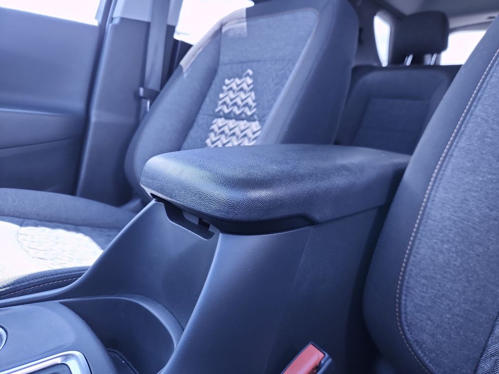2024 Chevrolet Equinox LT - Photo 21