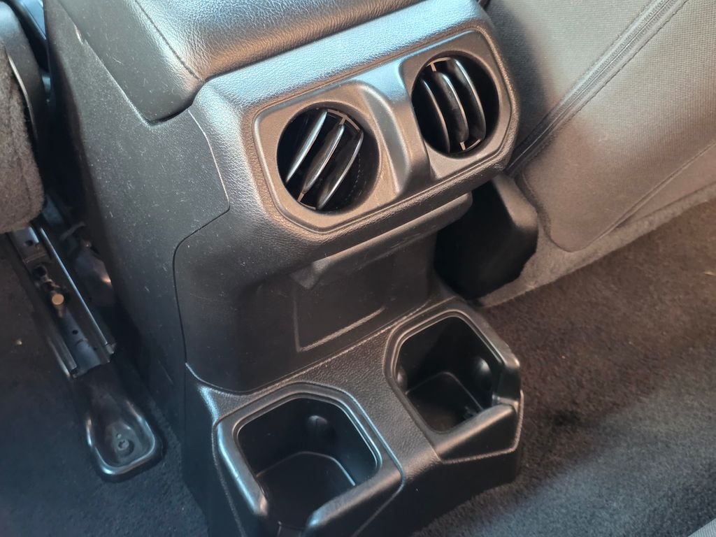2020 Jeep Wrangler Sport S - Photo 16