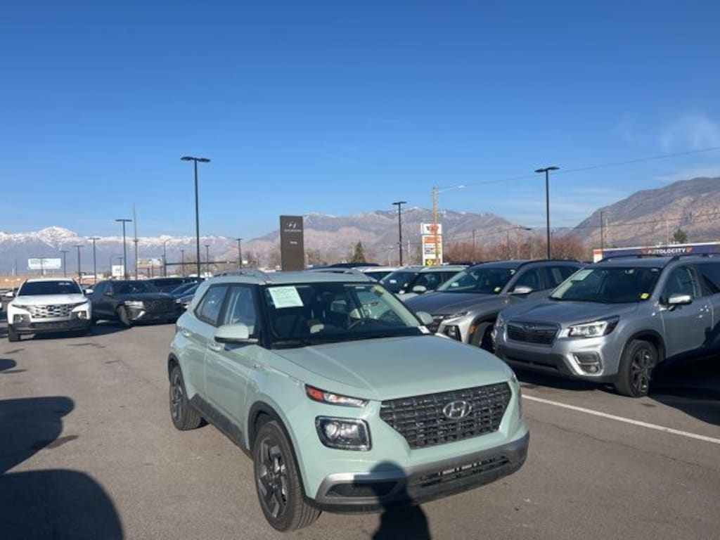 Used 2026 Hyundai Venue SEL SUV