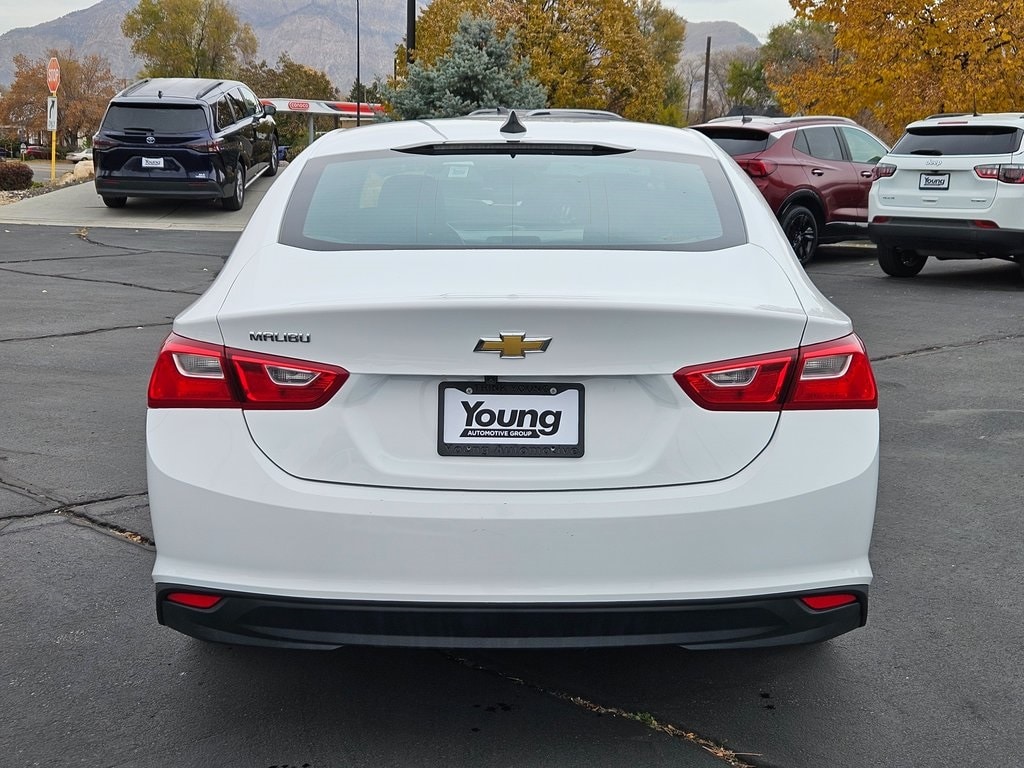 Used 2023 Chevrolet Malibu LS w/1FL Sedan