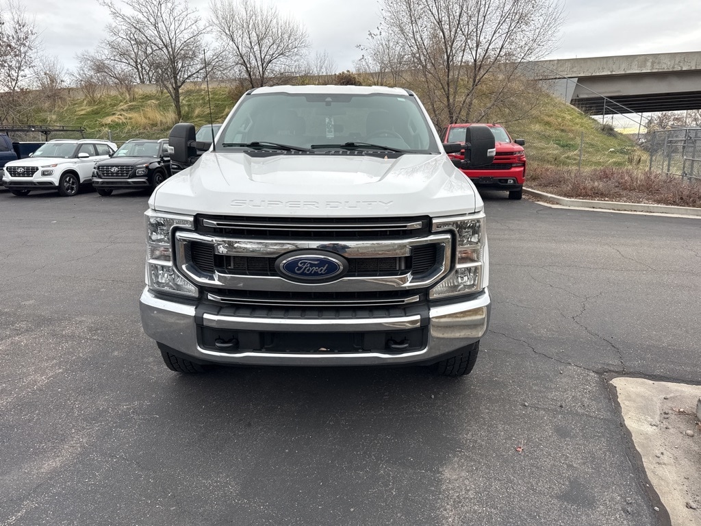 2022 Ford F-350 Super Duty XLT's photo