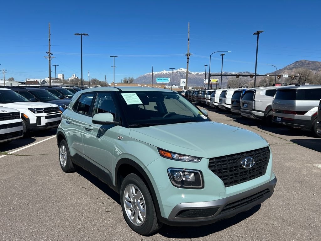 Used 2026 Hyundai Venue SE SUV