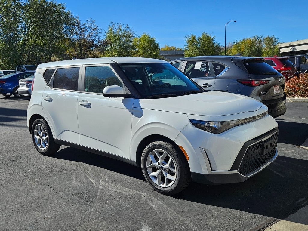 Used 2023 Kia Soul LX Hatchback