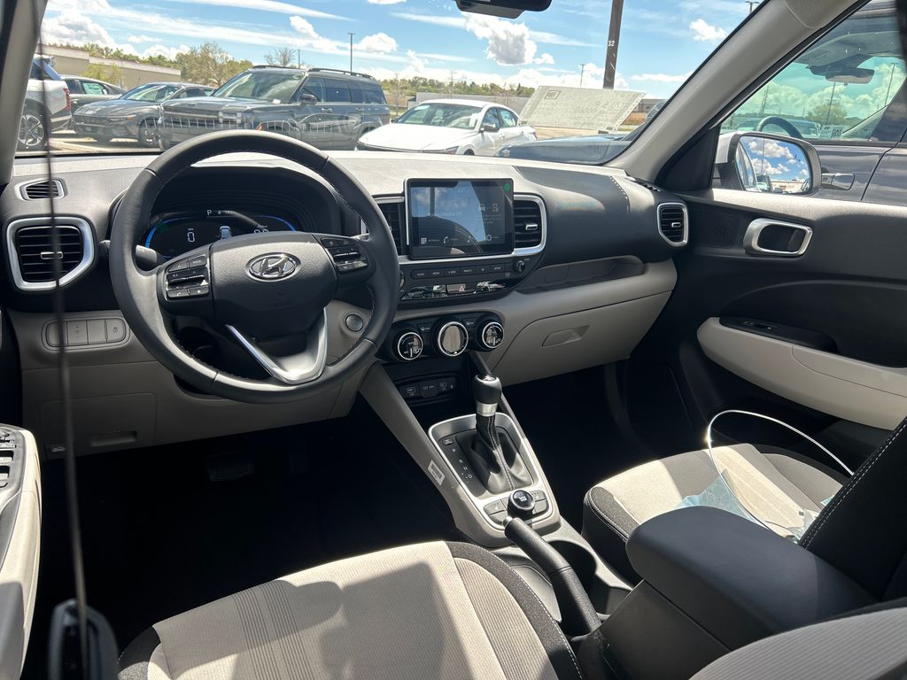 2026 Hyundai Venue SEL - Photo 10
