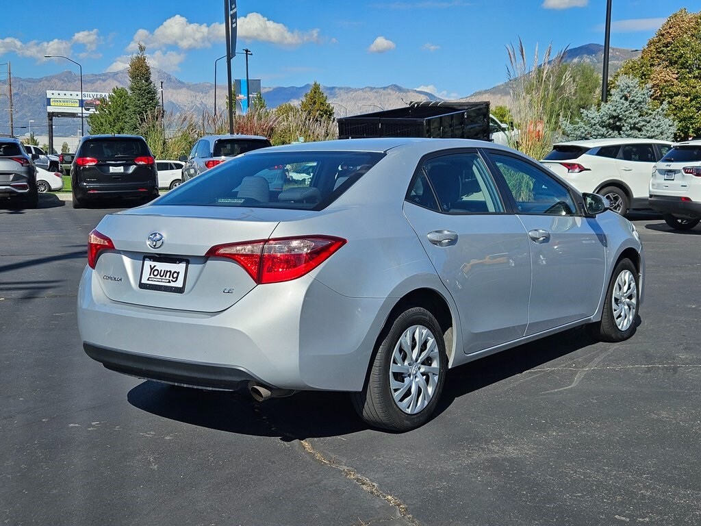 2017 Toyota Corolla L photo 3