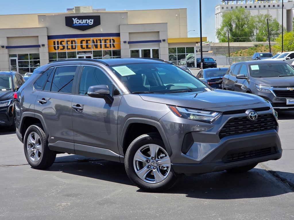 Used 2025 Toyota RAV4 Hybrid XLE SUV