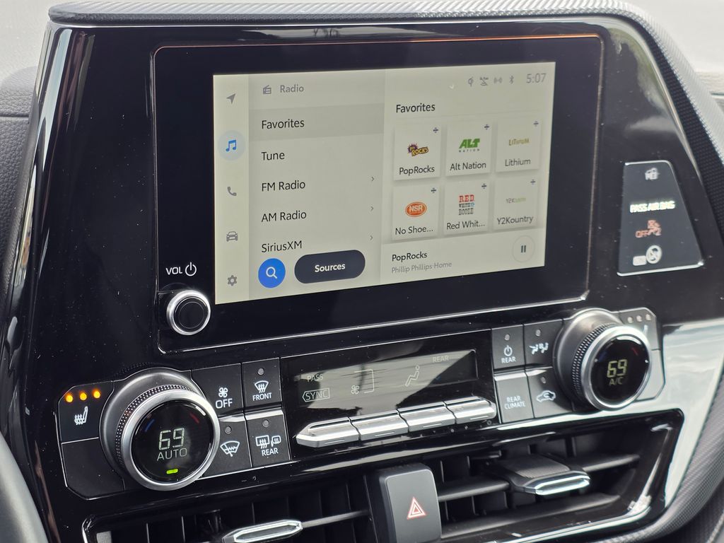 2025 Toyota Highlander XSE - Photo 23