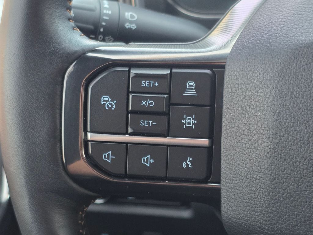 2024 Ford F-350 Super Duty Platinum - Photo 32