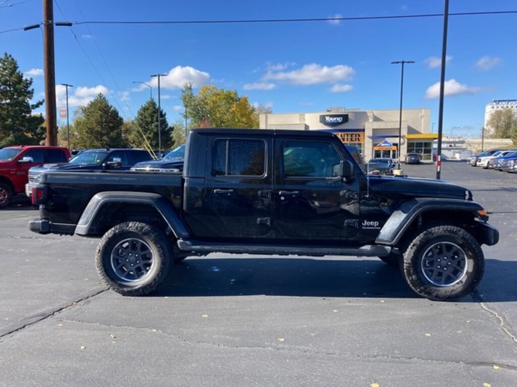 Used 2022 Jeep Gladiator For Sale at Young Chrysler Dodge Jeep Ram FIAT