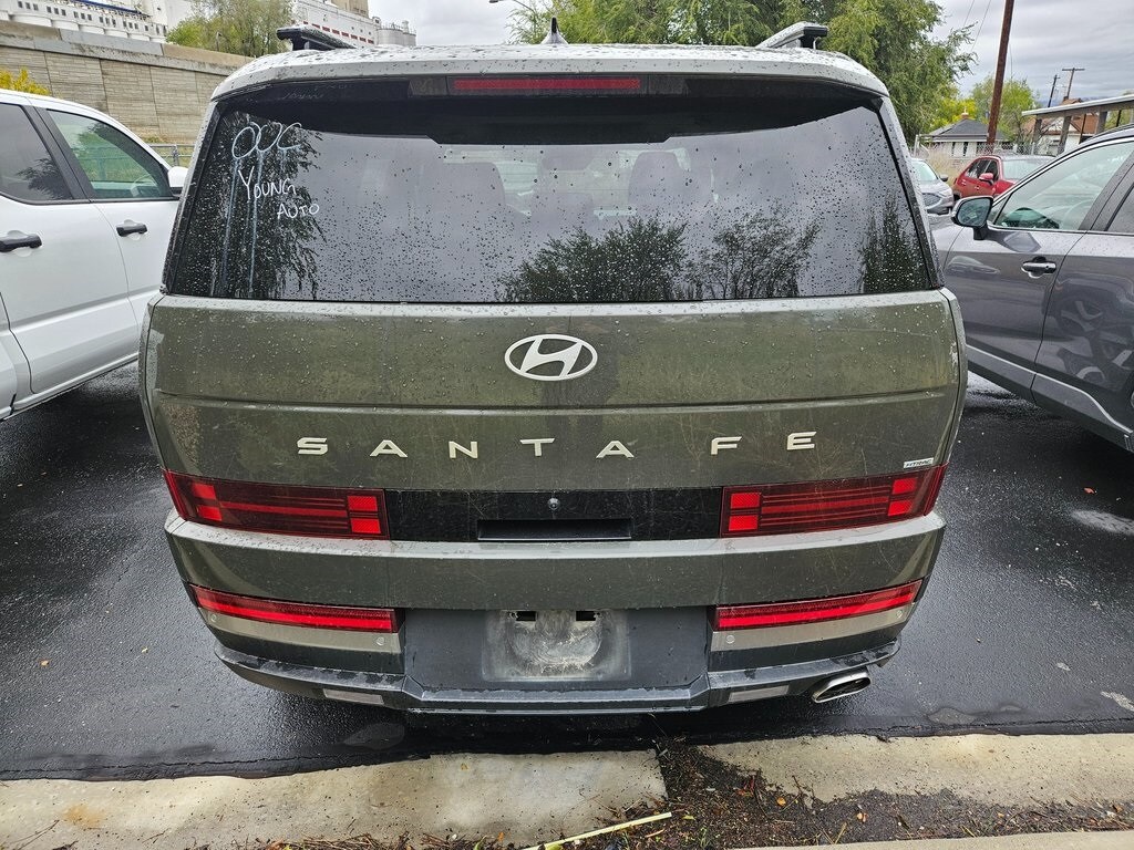 2024 Hyundai Santa Fe Limited photo 3