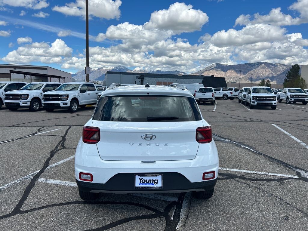 Used 2026 Hyundai Venue SEL SUV