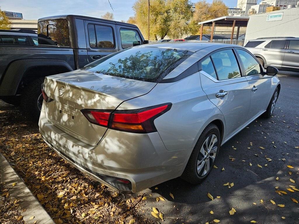 2024 Nissan Altima 2.5 S photo 2