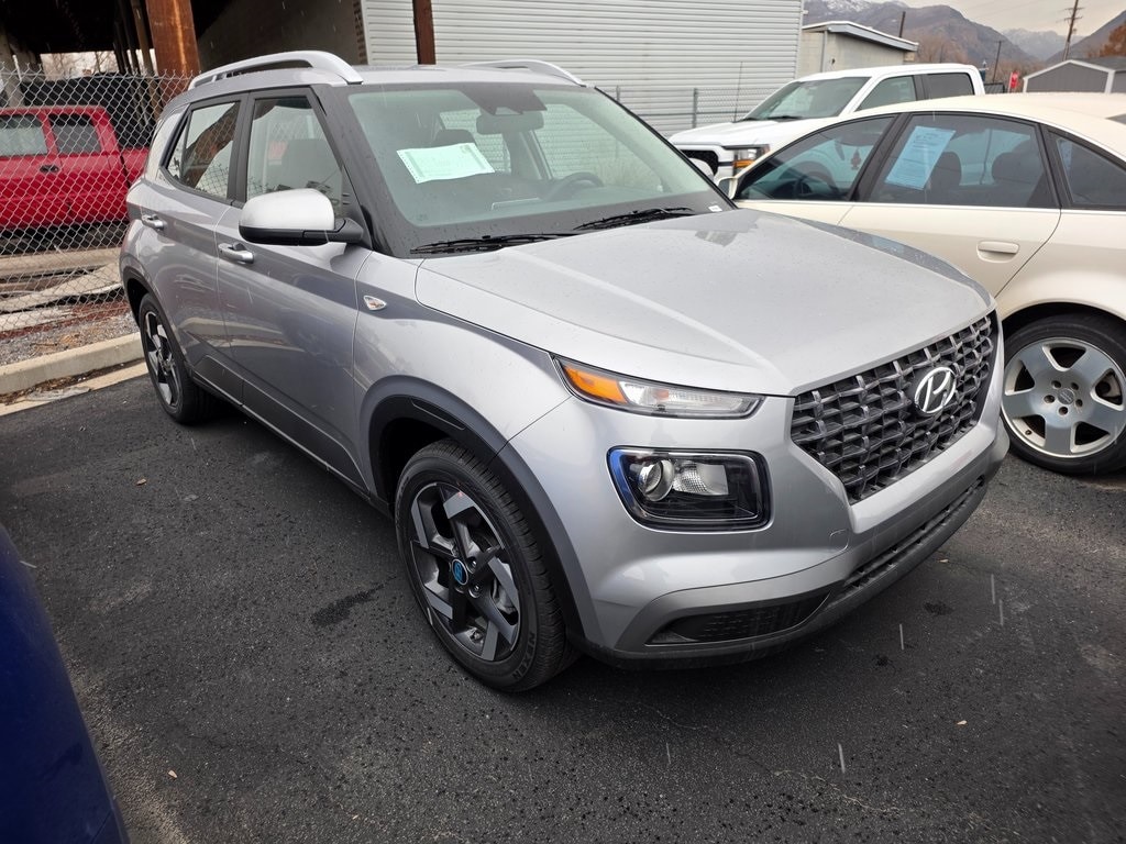 Used 2026 Hyundai Venue SEL SUV