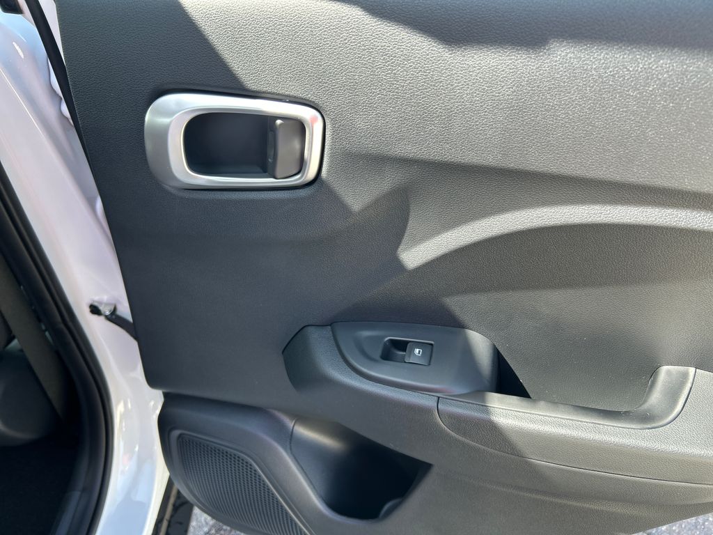 2026 Hyundai Venue SEL - Photo 25
