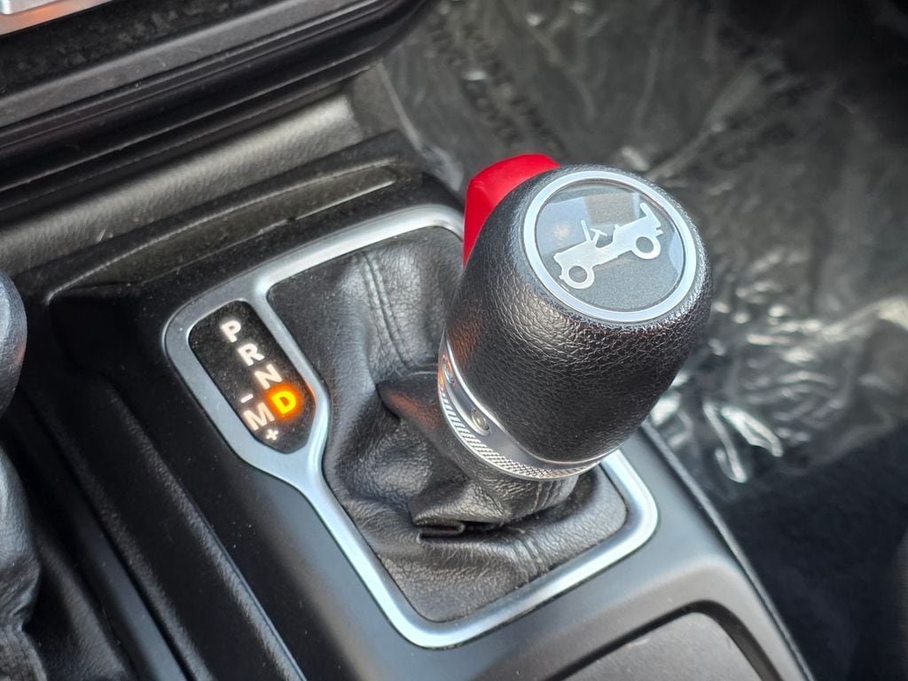 2020 Jeep Wrangler Sport S - Photo 21