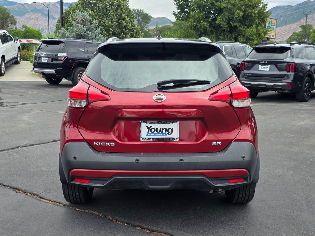 Used 2020 Nissan Kicks SR SUV