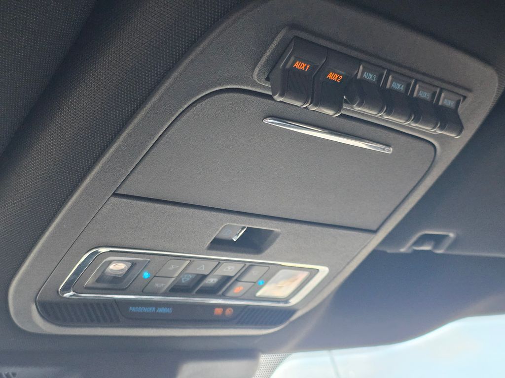 2024 Ford F-350 Super Duty Platinum - Photo 36