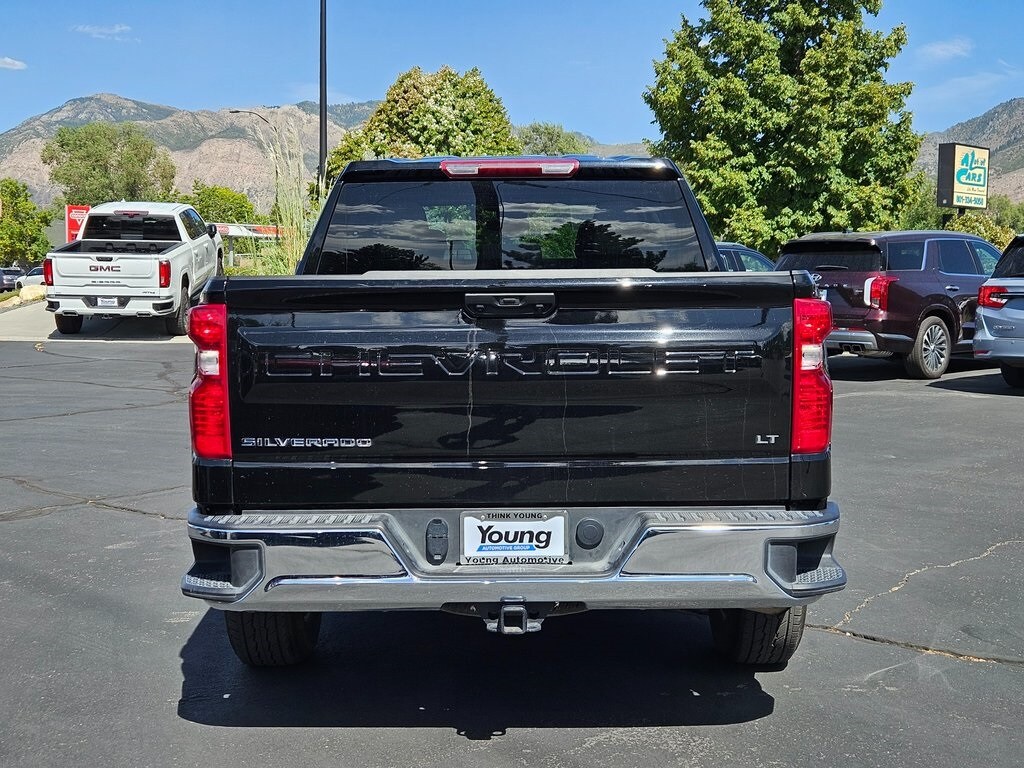 2025 Chevrolet Silverado 1500 LT photo 3