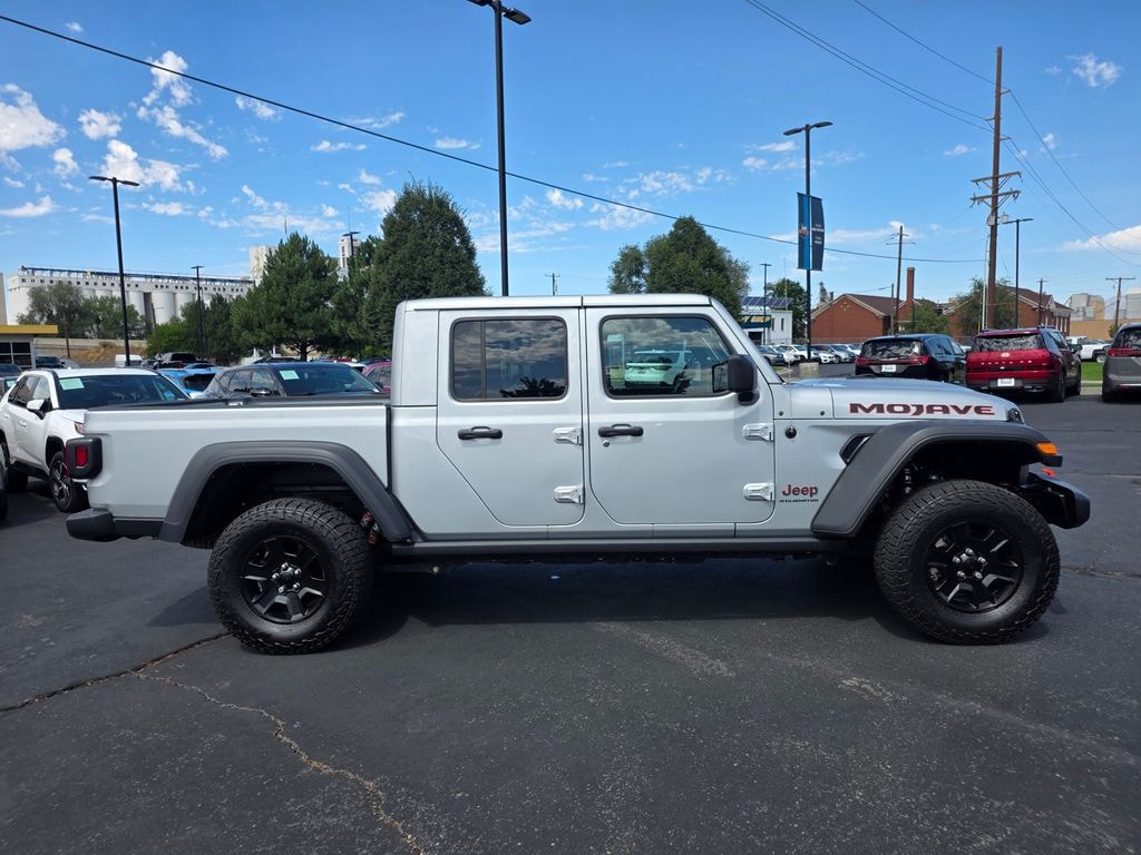 Used 2023 Jeep Gladiator Mojave Truck Crew Cab