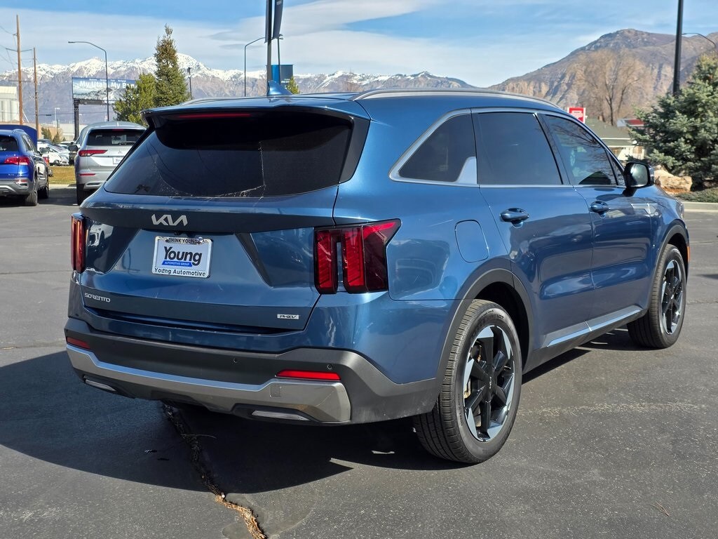 Used 2025 Kia Sorento Plug-In Hybrid EX SUV