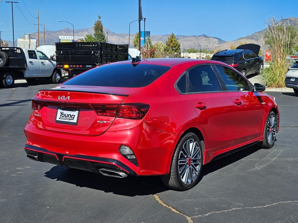 2022 Kia Forte GT photo 3
